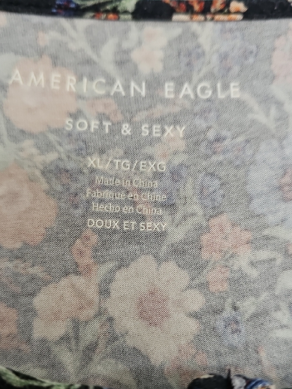 American Eagle Outfitters Black Floral Long-Sleeve Peasant Top - Picture 2 of 3